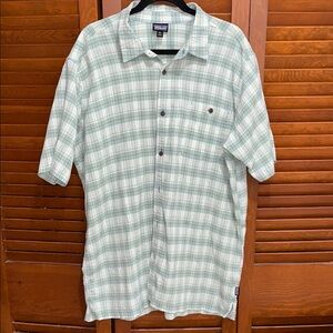 Patagonia Green Organic Cotton Casual Button Down Shirt